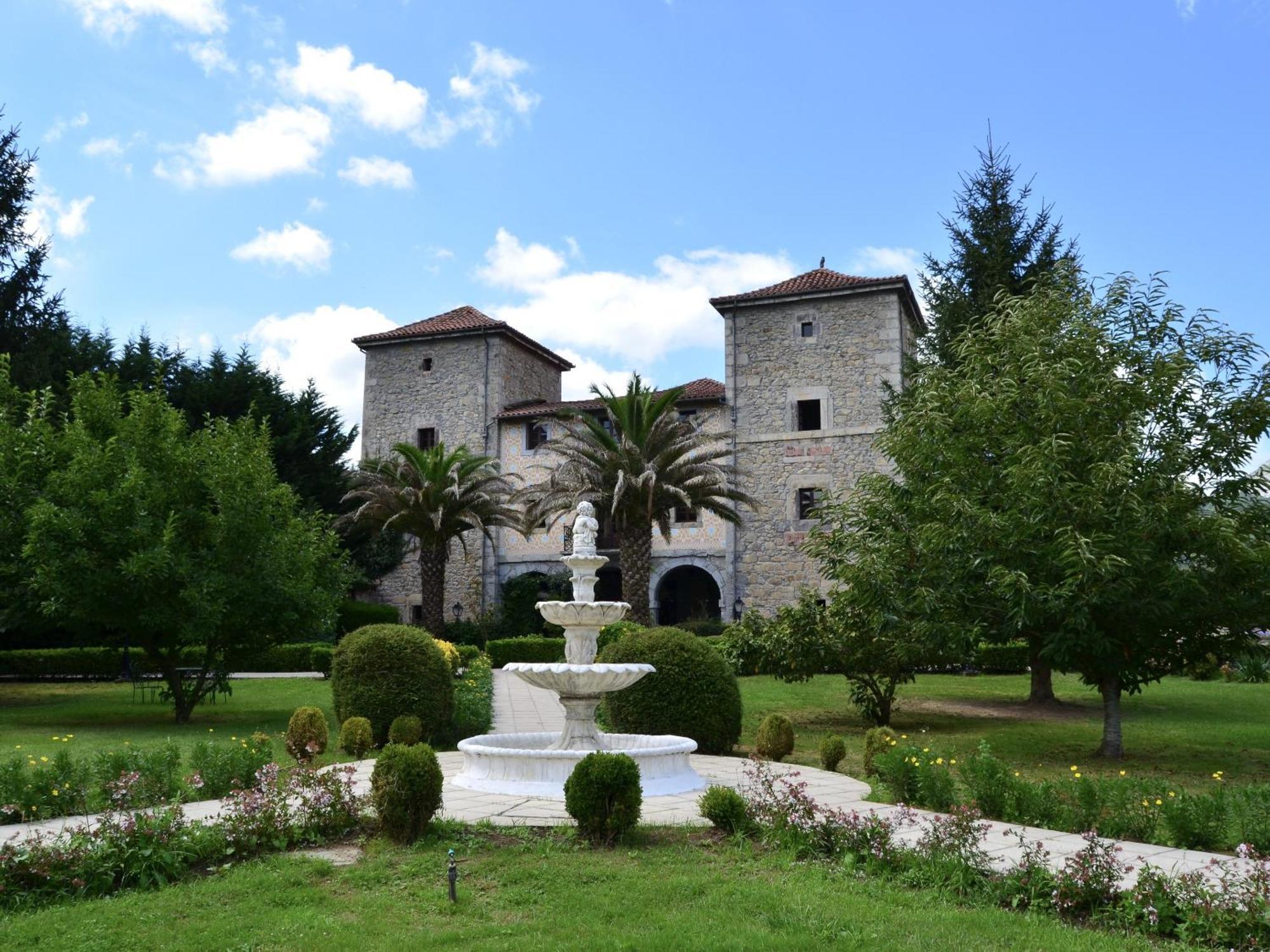 Akla Hotel Palacio Torre De Ruesga Calseca Extérieur photo