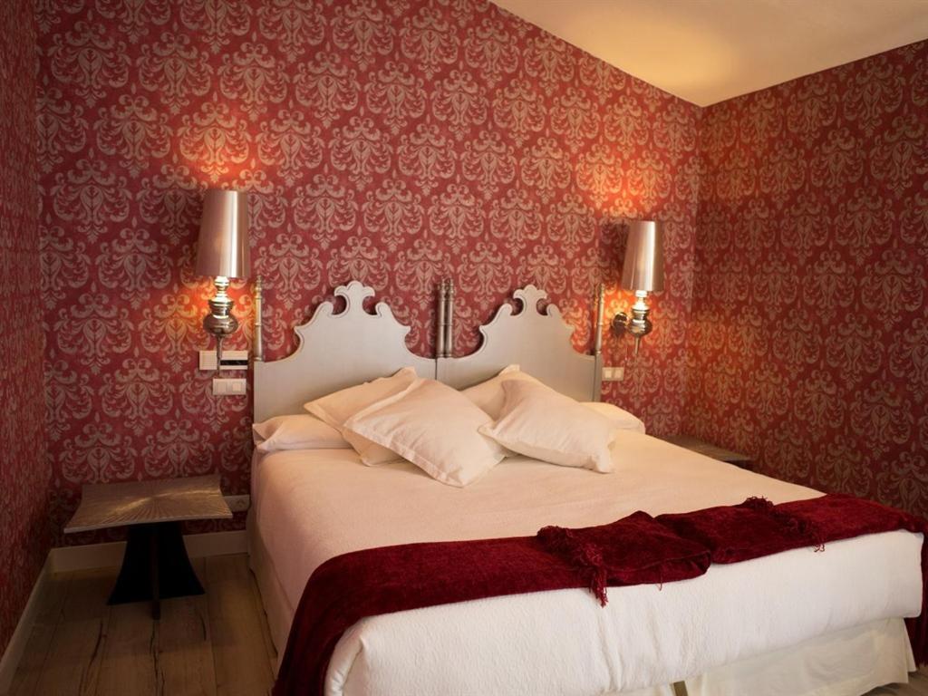 Akla Hotel Palacio Torre De Ruesga Calseca Extérieur photo