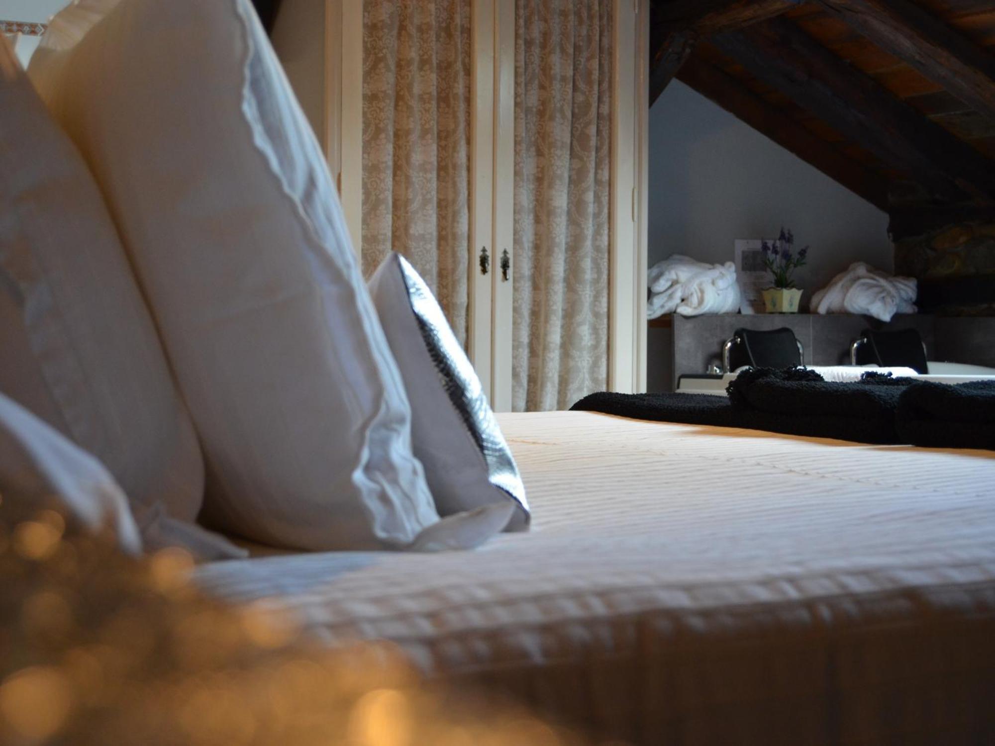 Akla Hotel Palacio Torre De Ruesga Calseca Chambre photo